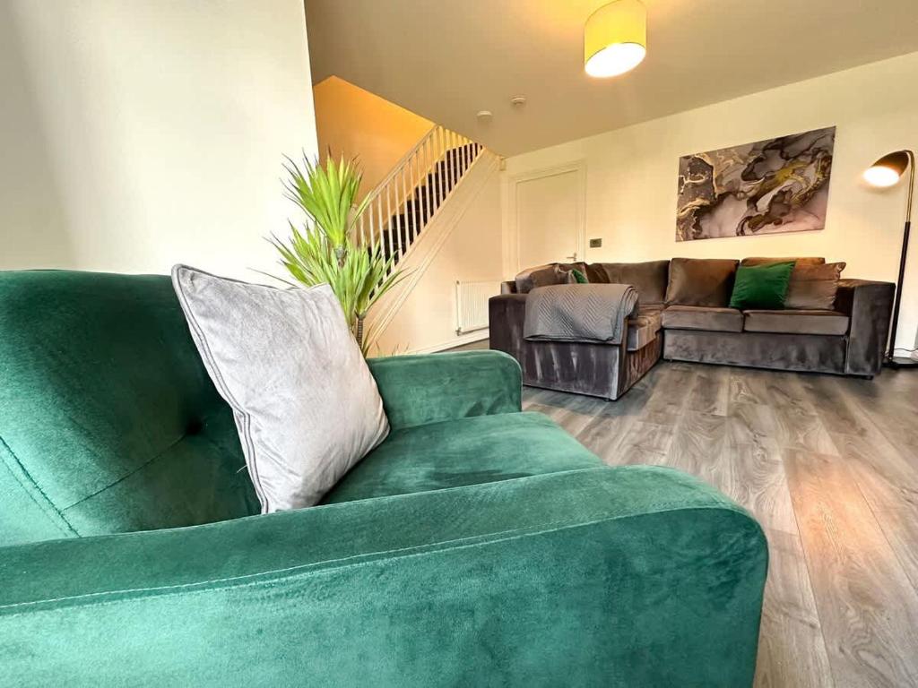 Wallis House by Blue Skies Stays, Stockton-on-Tees