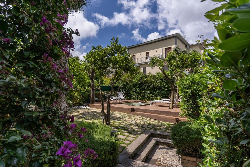 Le Sirene Boutique Apartment - Sofia Apartments - 1