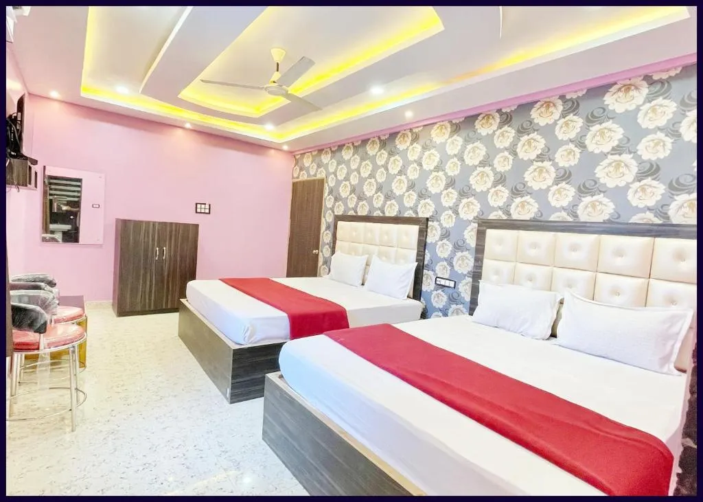 Fully Air Conditioning Hotel # SRP, Puri,Near sea Beach and Jagannth Temple -wi-fi and UPI Payment Accepted And Parking Facilities -BEST HOTEL IN PURI，位于普里的酒店
