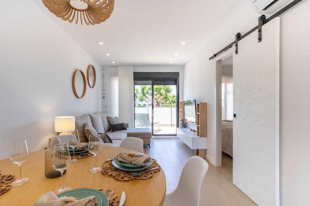 Sunrise House Oliva Nova Beach & MET Apartment - 3