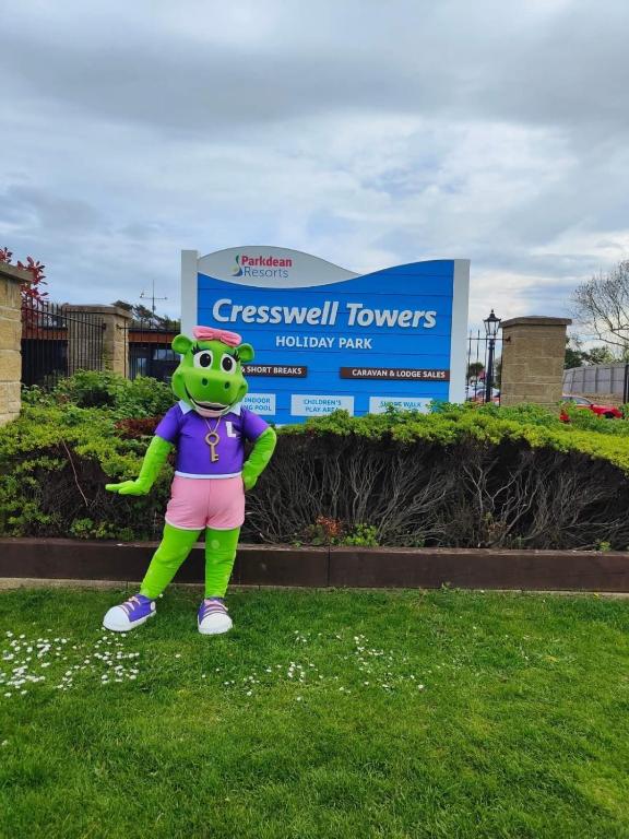 Be Our Guest, Cresswell photo 7