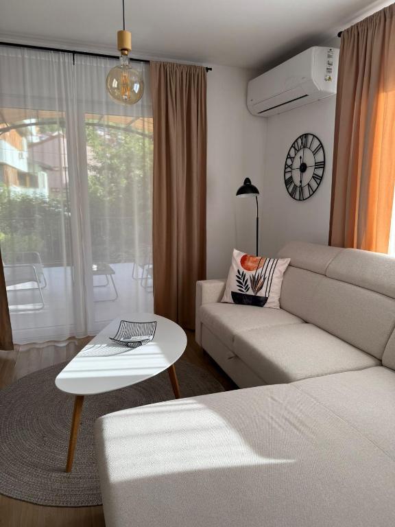 Apartment 528 - 3