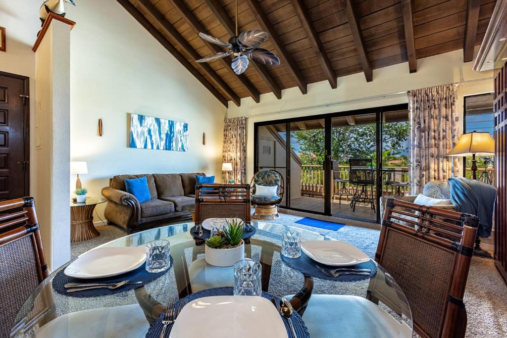 Maui Kamaole B202 by Coldwell Banker Island Vacations, Wailea