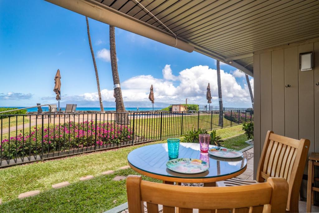 Hale Kai 115 by Coldwell Banker Island Vacations, Honokowai