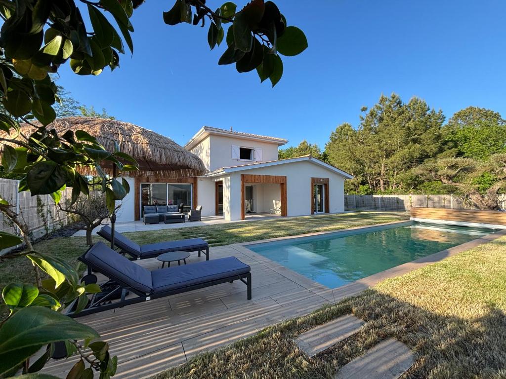 Villa Karasse - 1