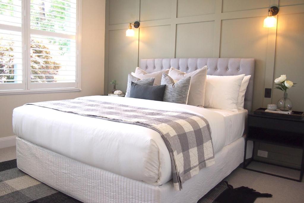 Antler & Oak Cottage: Provincial Luxe In Moss Vale, Moss Vale