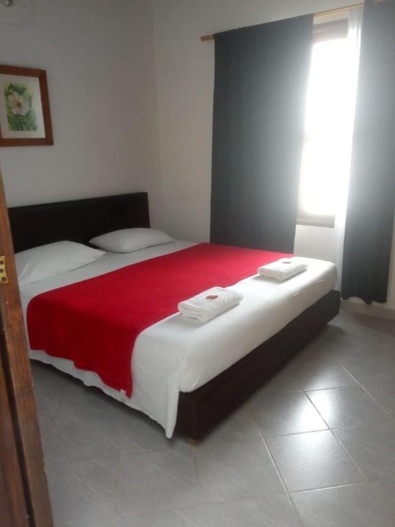 Hostal barajas - 3