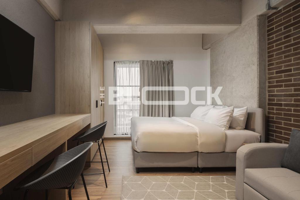 Udara Polo - The Block - 4