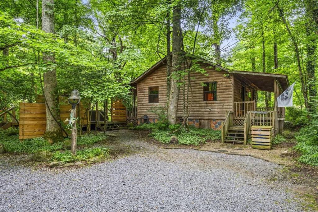 Creekside - 7 Min to Park 20 Min to Gatlinburg, Cosby