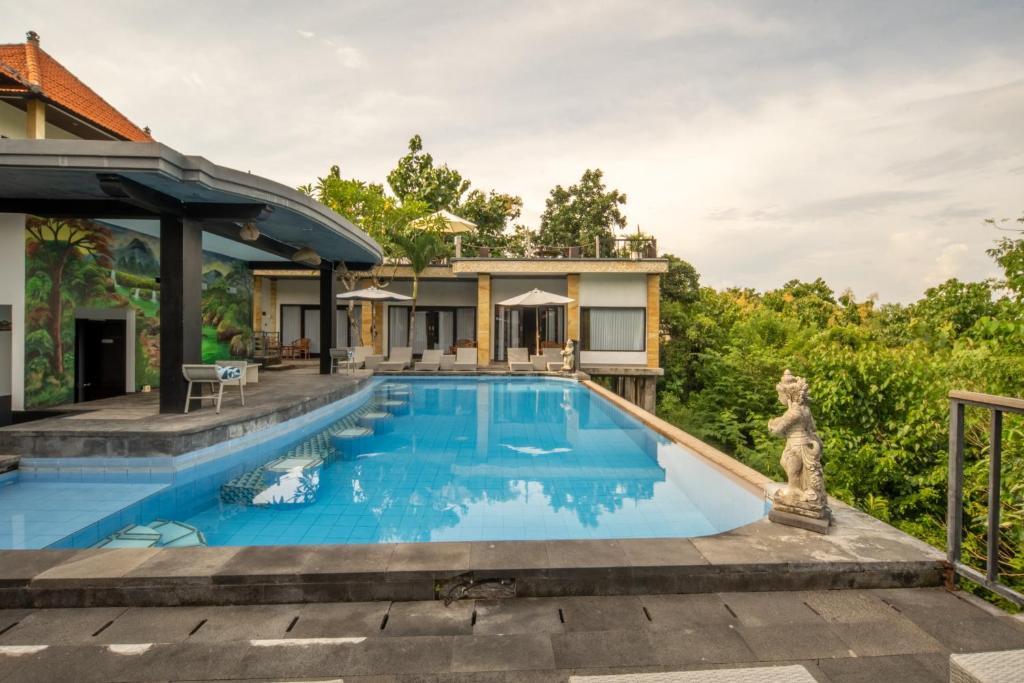 スイミングプール