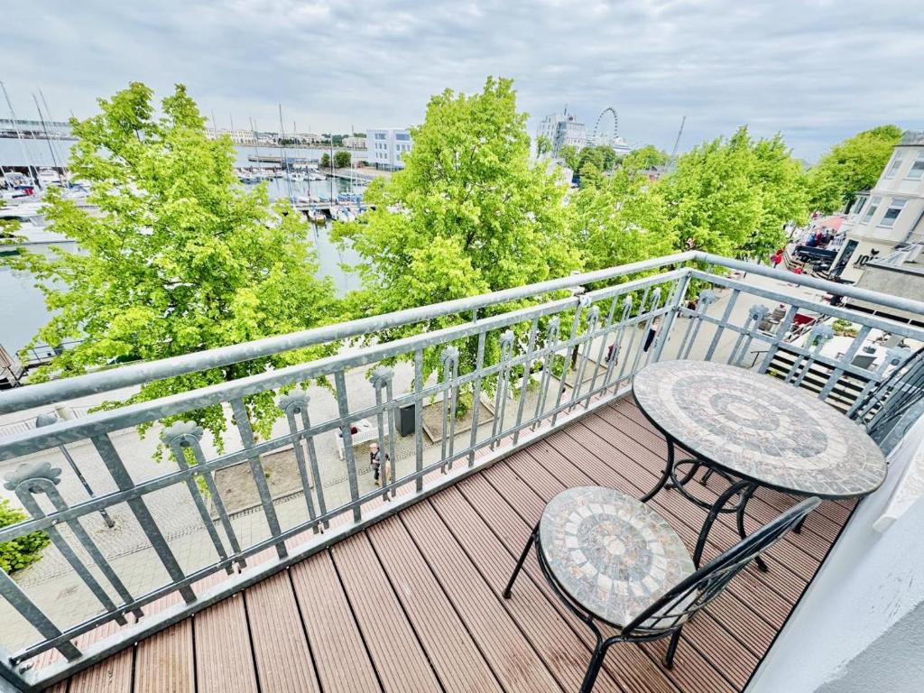 Captain Wotan, Warnemünde