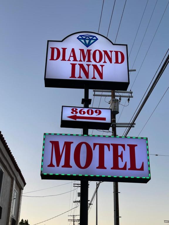 Diamond Inn, North Hills