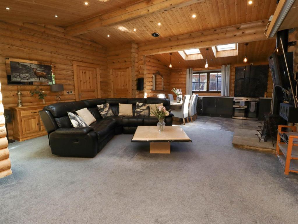 Starwood, Eshott photo 8
