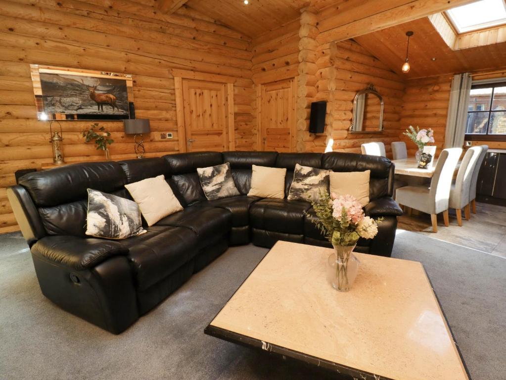 Starwood, Eshott photo 4