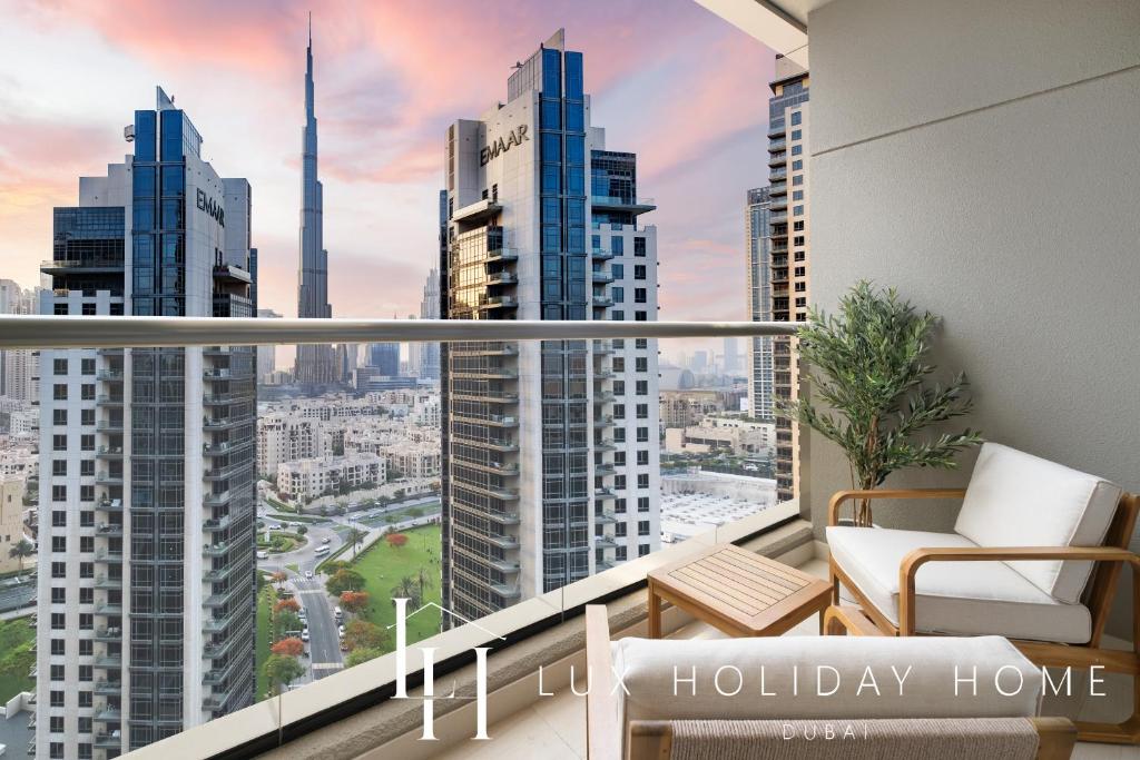 LUX The Burj Khalifa Downtown View Studio 2, Dubaj