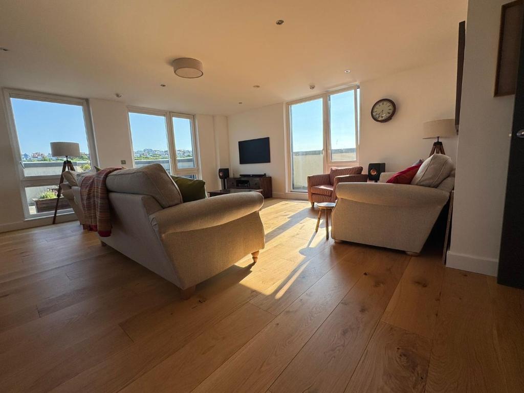 The Viewpoint, Brighton and Hove