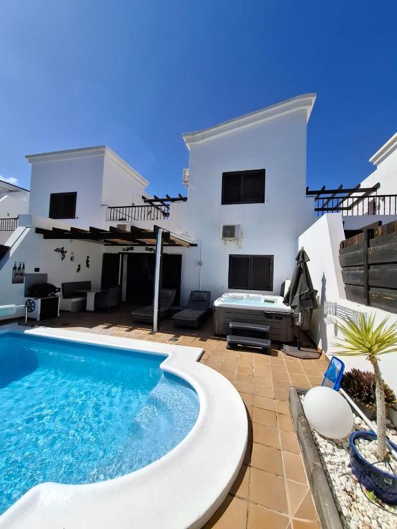 Casa Pedro - Duplex with Jacuzzi, Pool, AC and Sea Views - 3