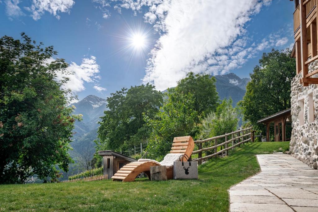Trinnerhof Hof Chalets and Farm- Panorama Holidays & Brixen Card Bed & Breakfast - 3