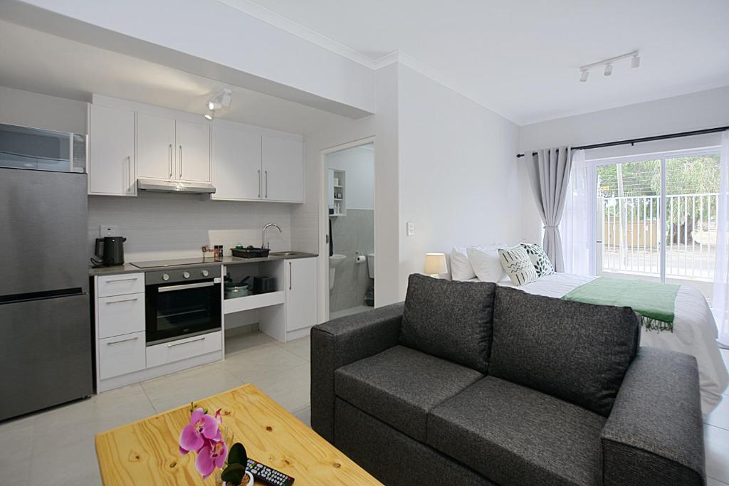 Apartment-Bachelor-Leetch Views, Cape Town