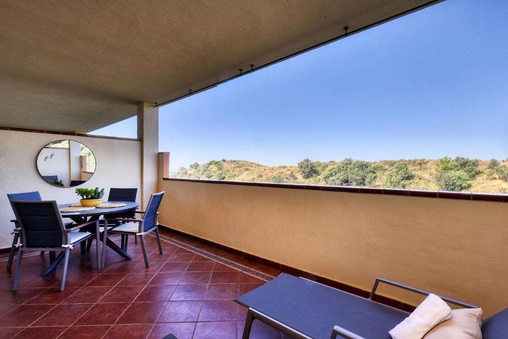 037 Relaxing Sea Views 2 Bed 2 Bath Mijas Calahonda Apt - 2