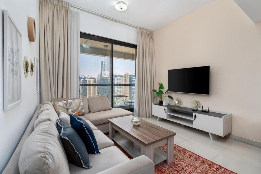 White Sage Escan Tower 1BR Dubai Marina Large Balconies High Floor, Dubai