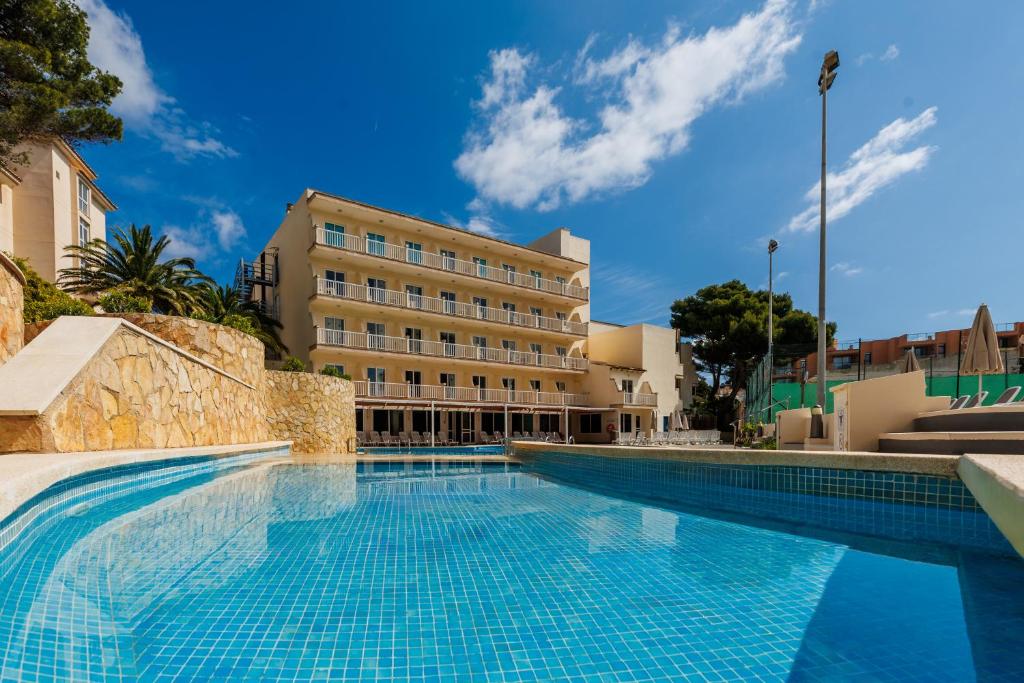 Club Hotel Cala Ratjada — Cala Ratjada, Balearic Islands