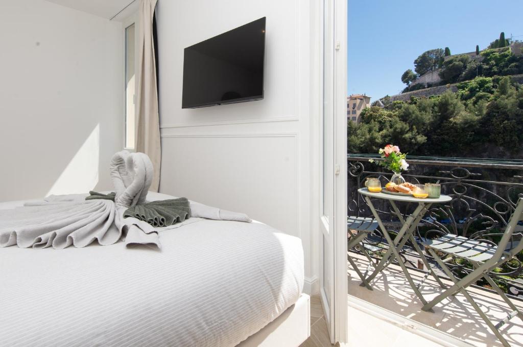 Suite Deluxe - Monaco - Vue Mer - HD - 3
