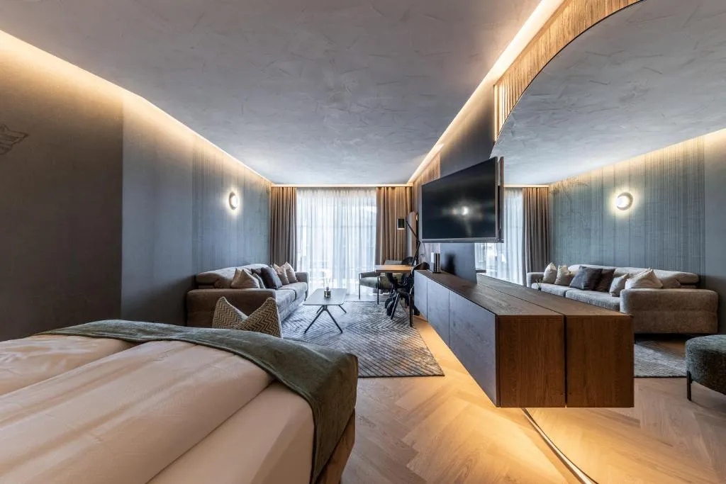 Quellenhof Luxury Resort Passeier, hotel in San Martino