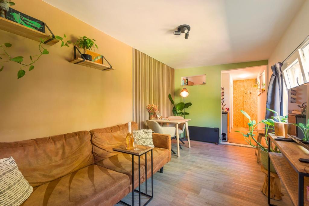 Tiny house - fietsverhuur, eigen keuken en badkamer, Nijmegen