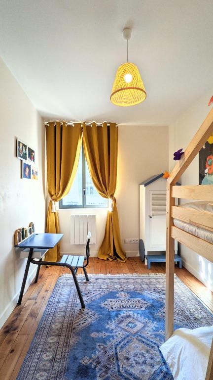 Maison Familiale - Centre Ville - 2 chambres - 5
