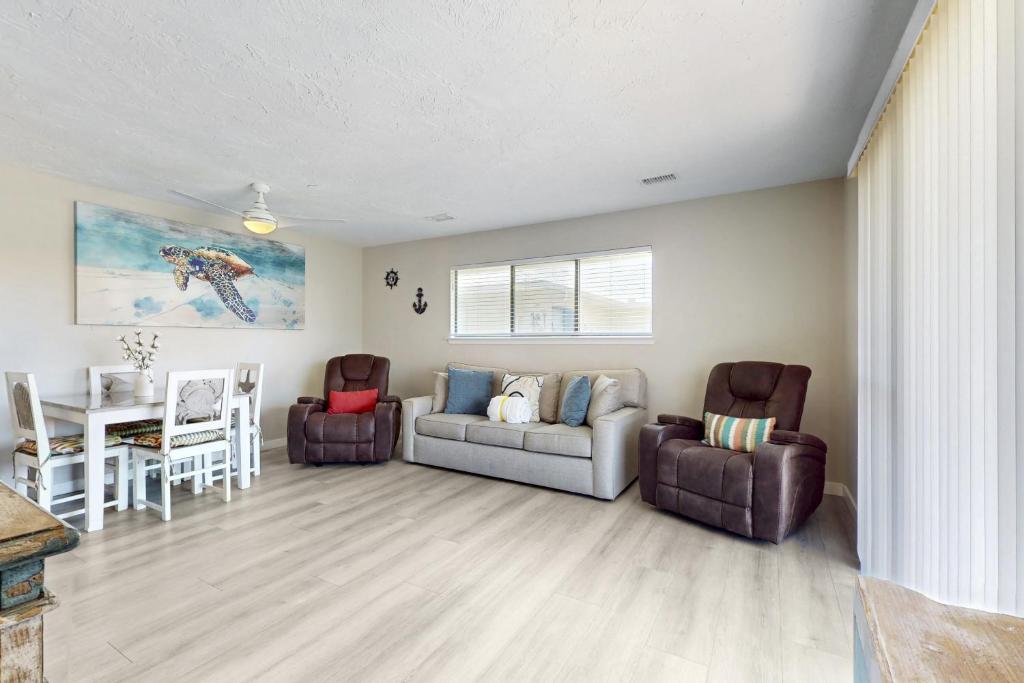 Cross Creek #20, Destin