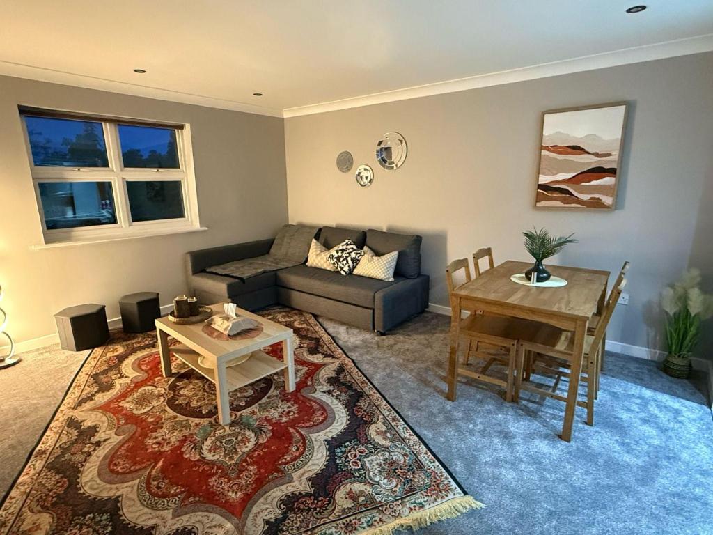 Quaint Bracknell Apartment with Two Bedrooms, Bracknell