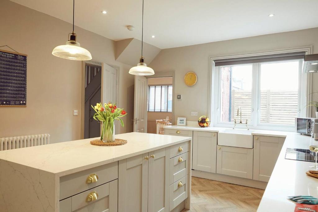 Falcon's End, Luxury House, Whitby