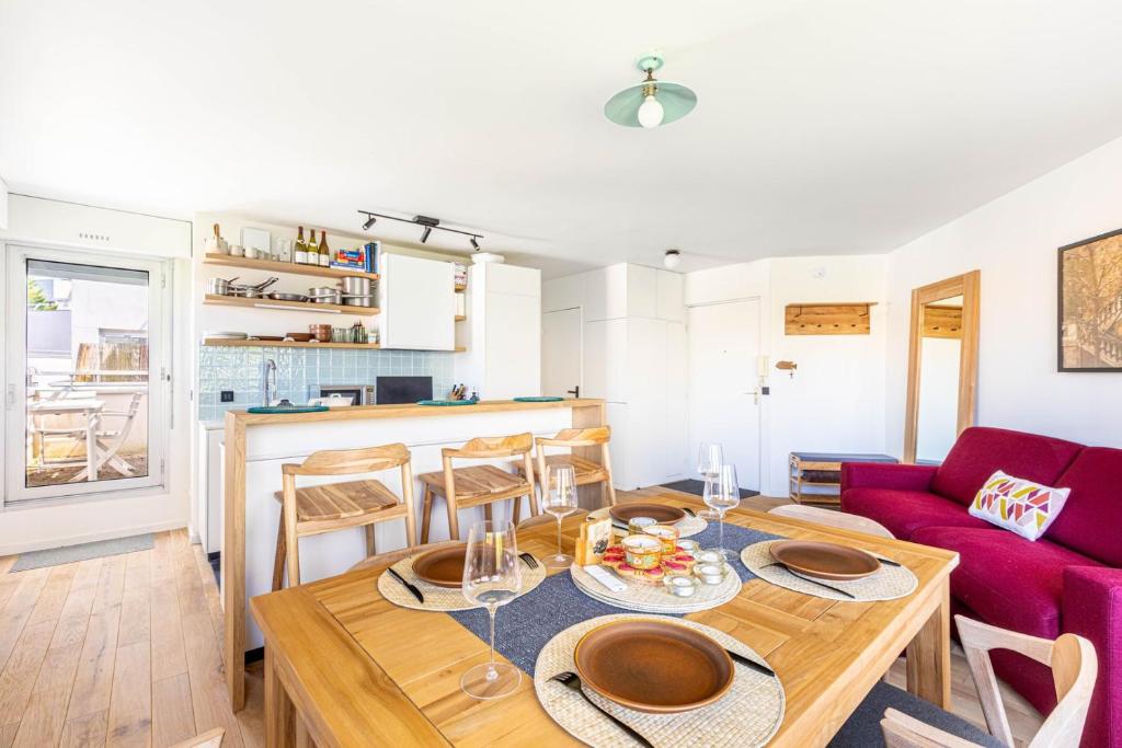 GuestReady - Sunny Chic Retreat with Balcony - 3