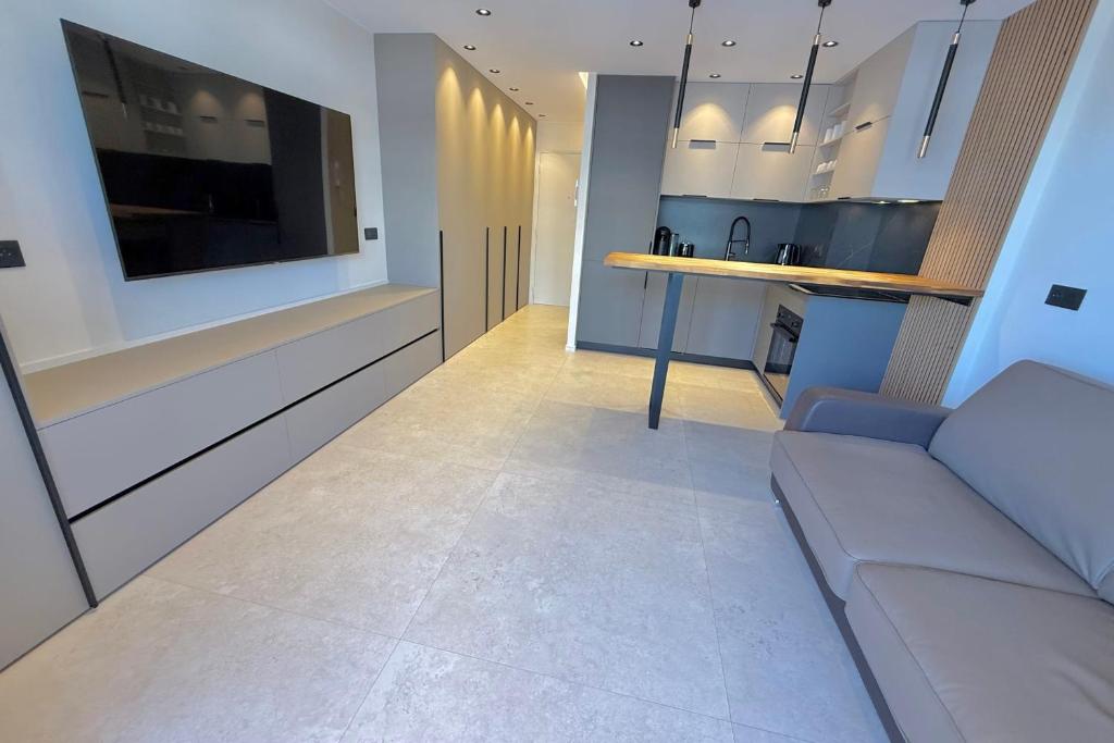 Juan les Pins - Apartment for 2 people - Wifi & Parking - 3
