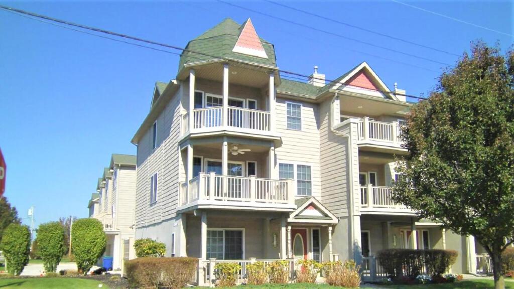 1005 Pittsburgh Unit 109, Cape May