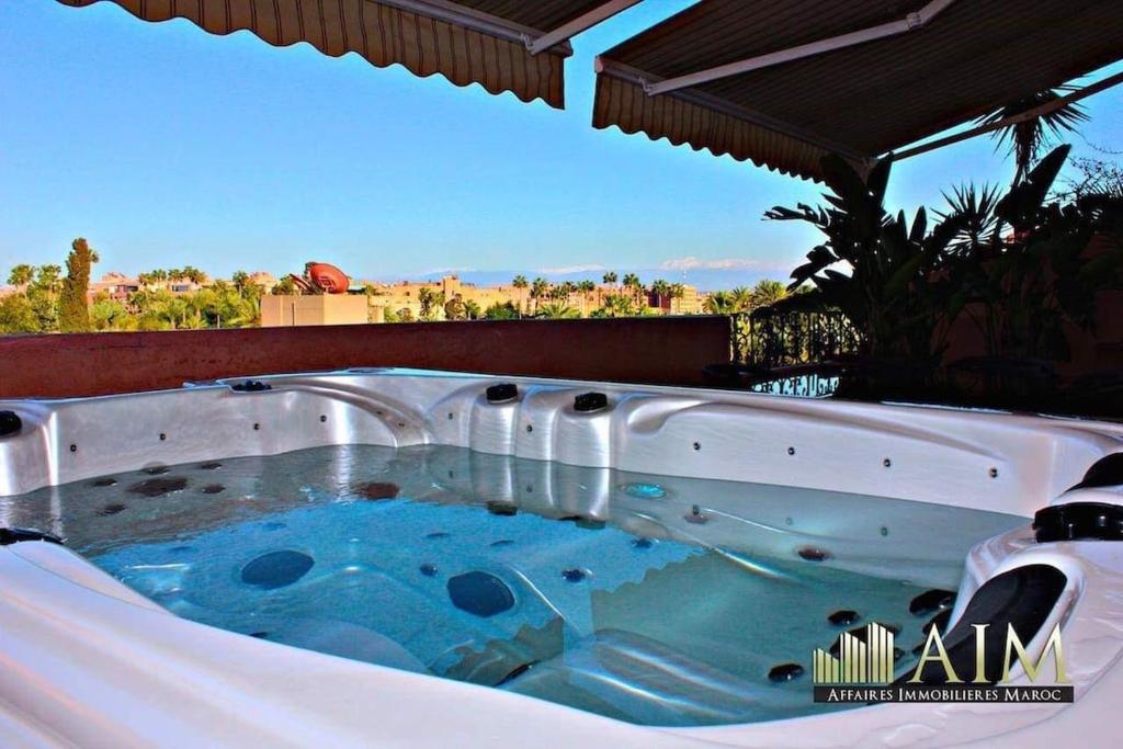 Exceptional View & Hot Tub Marrakesh, Marakéš