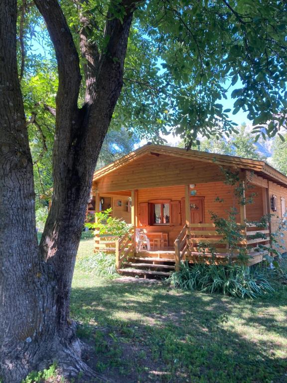 Camping, Hôtel De Plein Air Les Cariamas, Chateauroux-les-Alpes