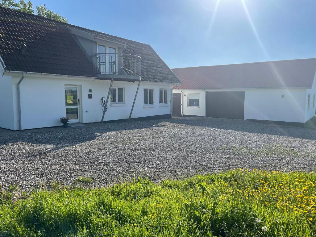 Kobbeldalhus, Bredsten