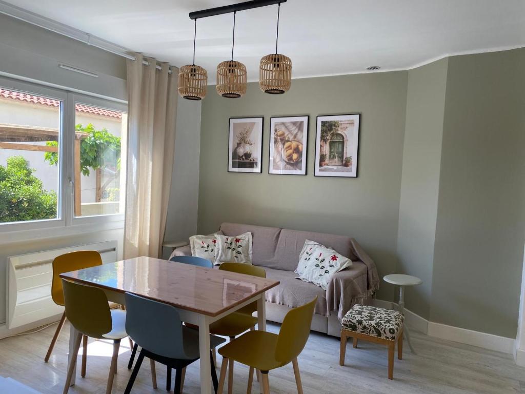 T3 Rez de jardin SANARY CENTRE - 4