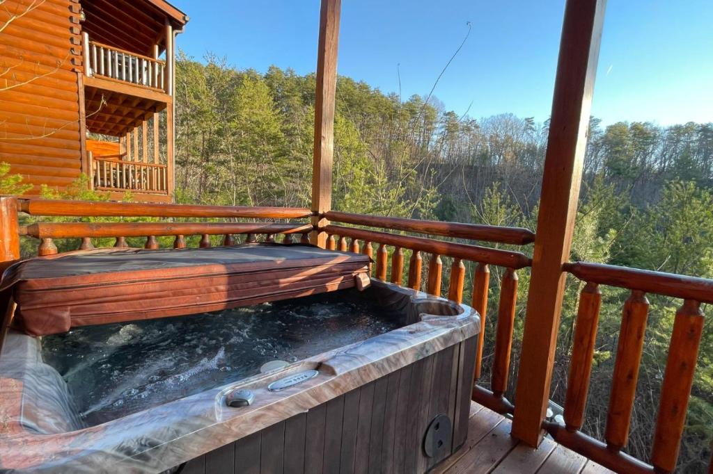 Time Well Spent, Pigeon Forge