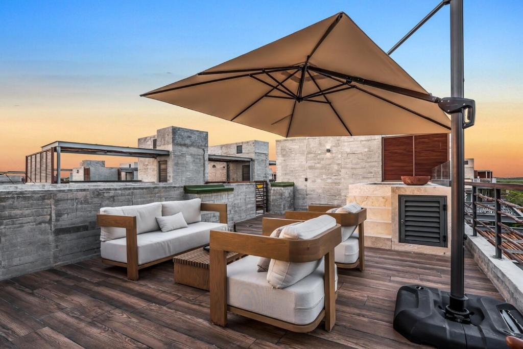 Gorgeous Luxury Penthouse at Xalet Tulum with Private roof and Jacuzzi - 2
