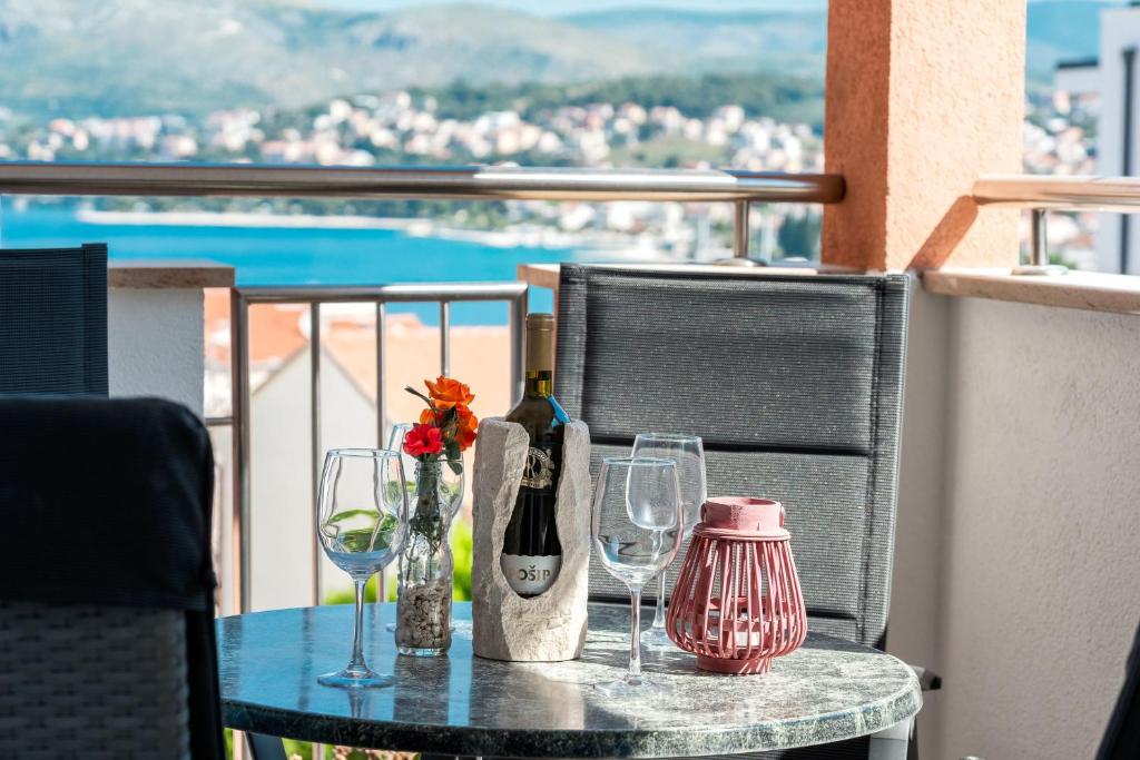 Apartman Moje, Okrug Gornji