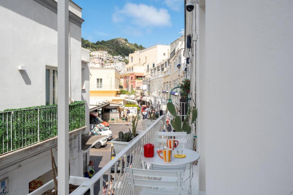Casina Caprese By CapriRooms - 2