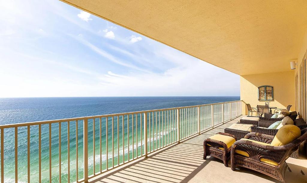 Gulf Crest 2105B by Emerald Coast Retreats, Panama City Beach