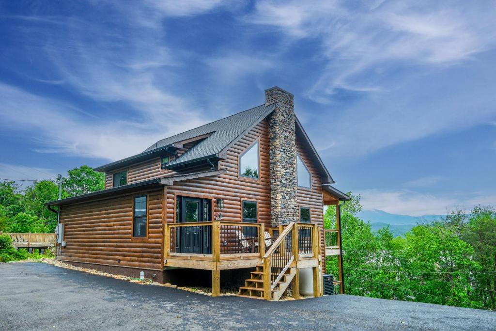 Saving Grace, Pigeon Forge