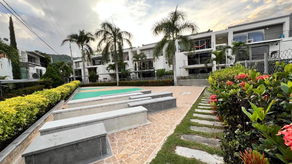 Hermoso Apartasol!! cerca a Plaza Principal, Aire Acondicionado, Vista a la Piscina - 3