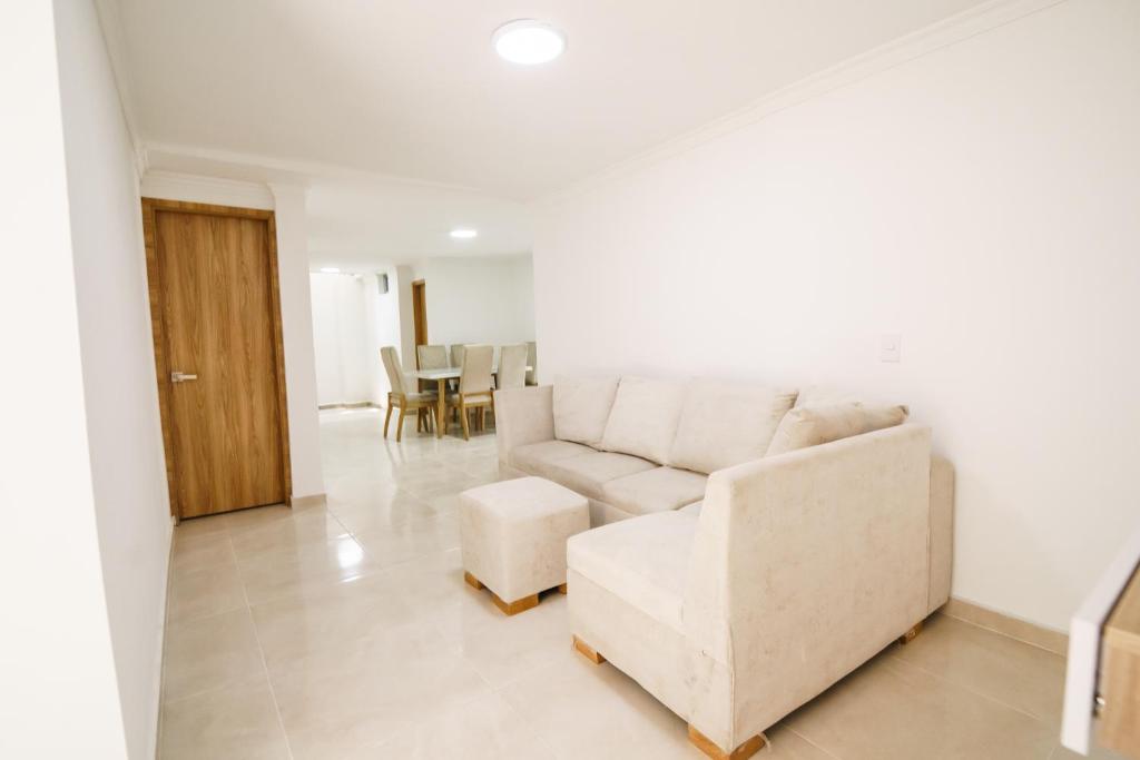 Apartamentos cerca al mar Rodadero VIlla Dely - 3