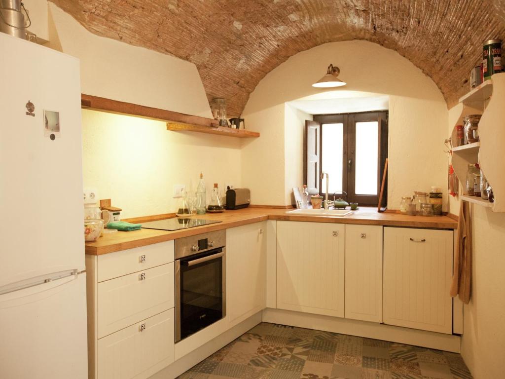 Apartment in Girona near the Beach - 4