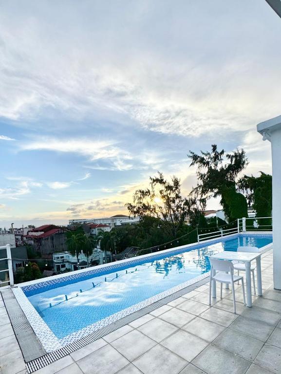 Miami Beach Hotel Boracay 5
